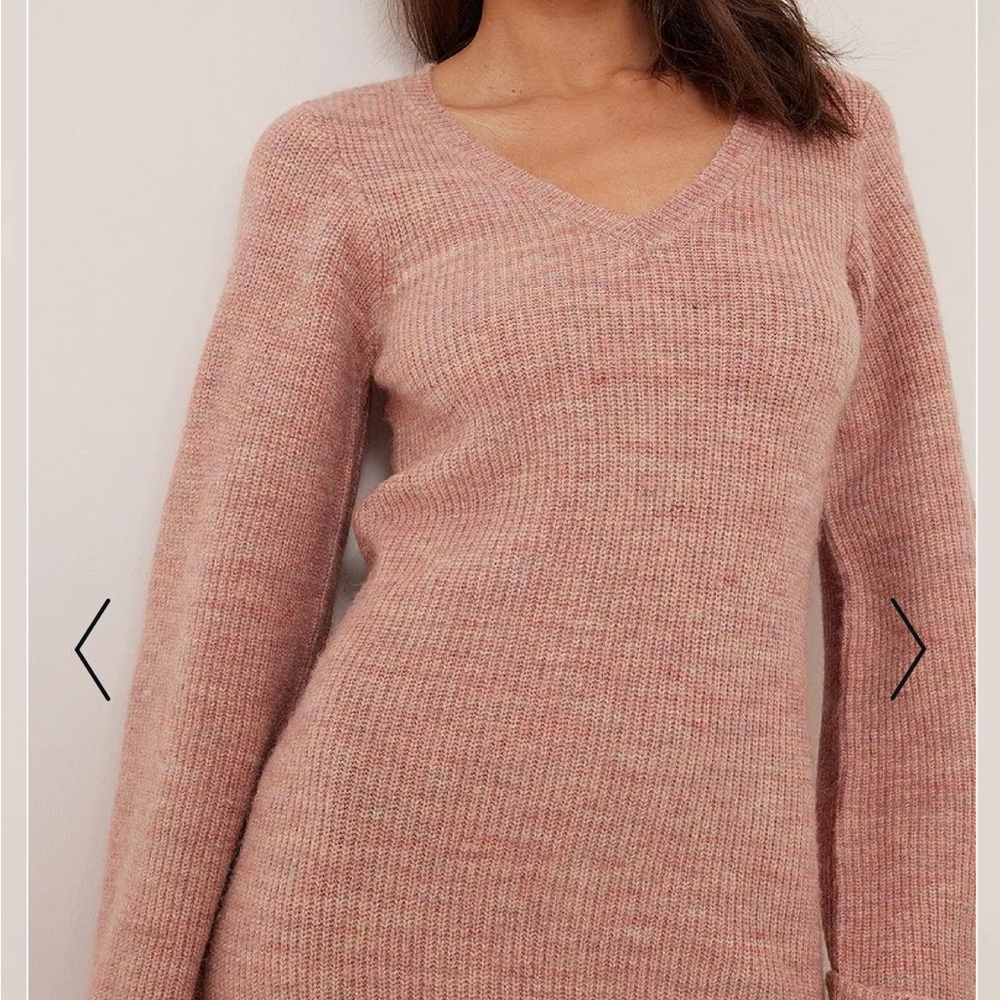 V-neck Knitted Midi Dress European brand NOT FOR SALE - Picture 4 of 9